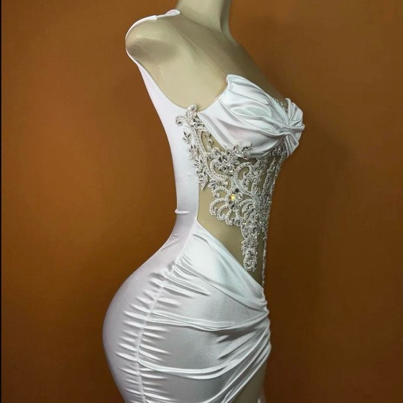 Xs White Satin Dress - Picture 2 of 4